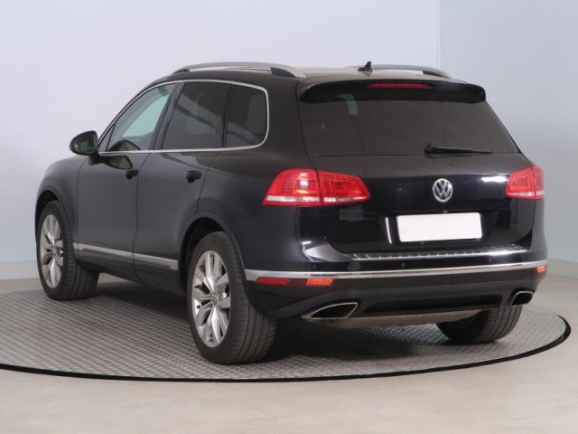 Volkswagen Touareg  3.0 TDI 