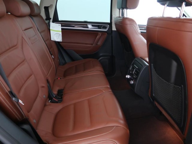 Volkswagen Touareg  3.0 TDI 