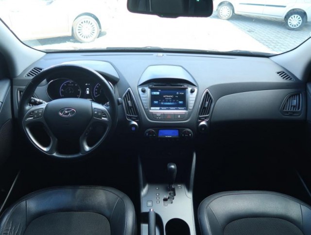 Hyundai ix35  2.0 CRDi 