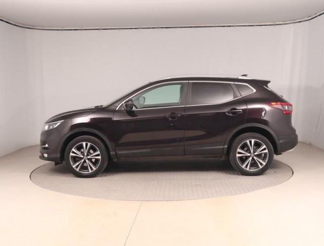 Nissan Qashqai  1.2 DIG-T N-Connecta