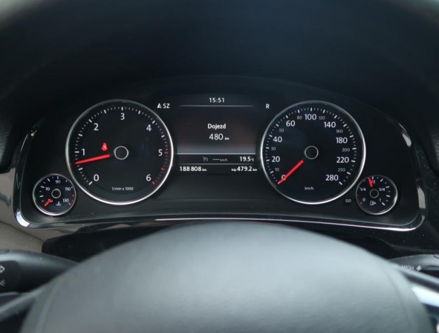 Volkswagen Touareg  3.0 TDI Carat