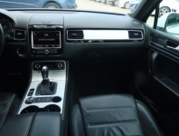 Volkswagen Touareg  3.0 TDI Carat