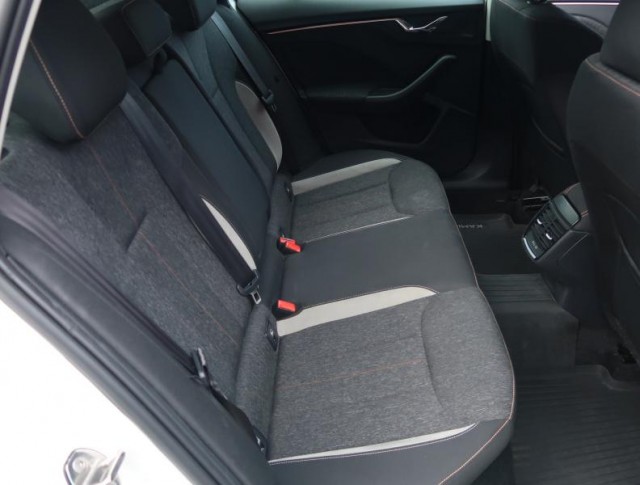 Škoda Kamiq  1.0 TSI Style