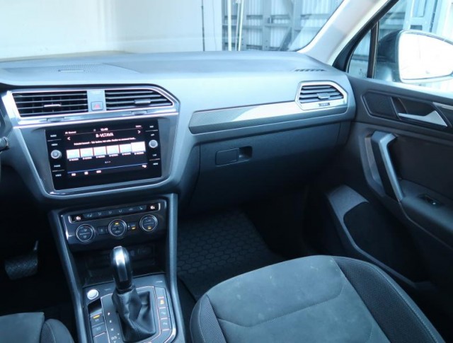Volkswagen Tiguan  2.0 TDI R-Line