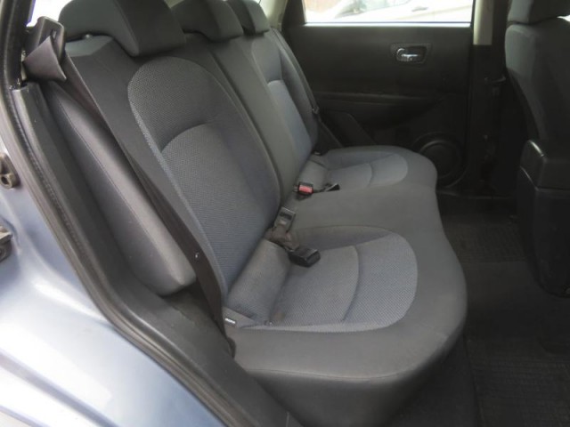 Nissan Qashqai  1.6 