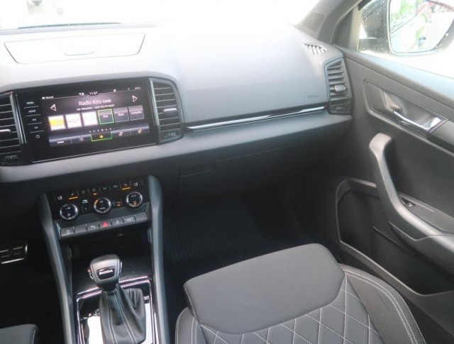 Škoda Karoq  1.5 TSI Sportline
