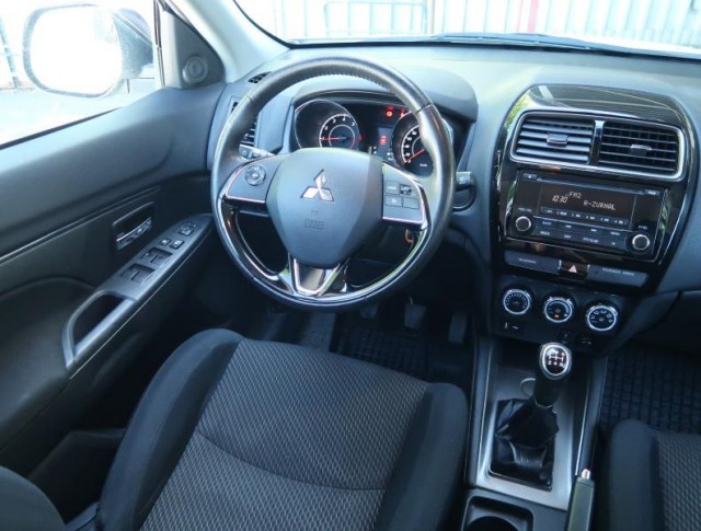Mitsubishi ASX  1.6 MIVEC Inform