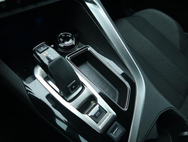 Peugeot 5008  PureTech 130 