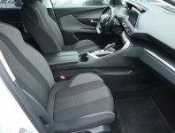 Peugeot 5008  PureTech 130 