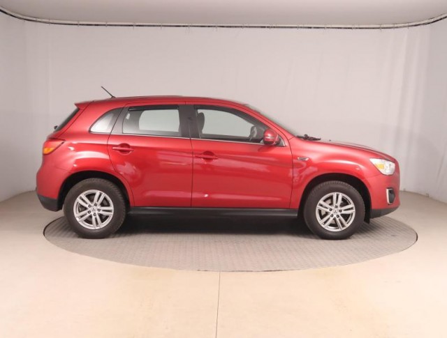 Mitsubishi ASX  1.8 DI-D MIVEC Intense