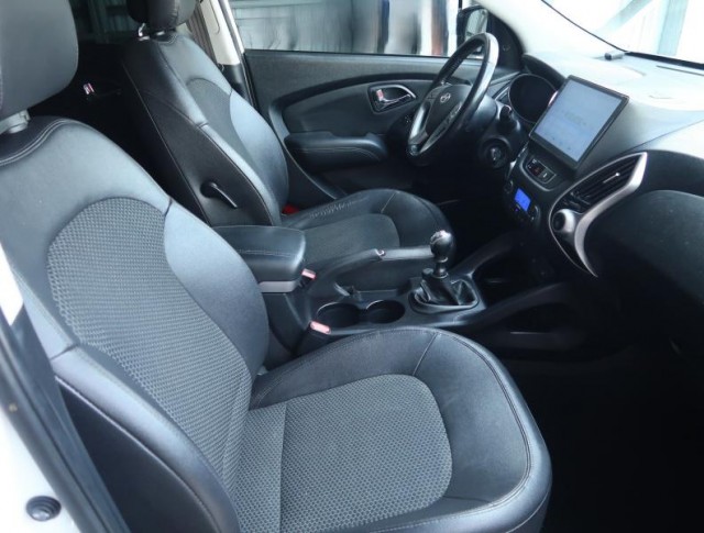 Hyundai ix35  1.6 GDI 