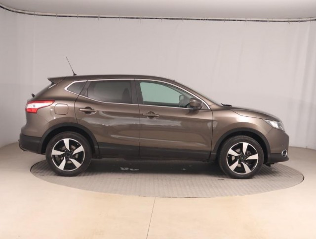 Nissan Qashqai  1.5 dCi 