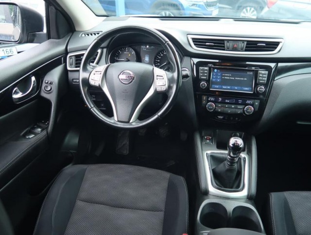 Nissan Qashqai  1.5 dCi 