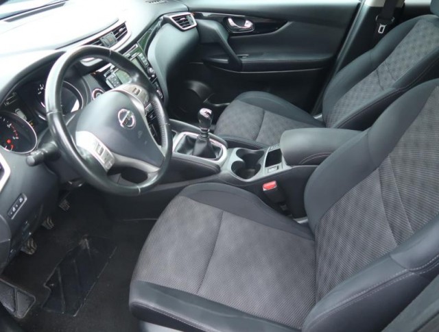 Nissan Qashqai  1.5 dCi 