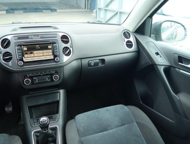 Volkswagen Tiguan  2.0 TDI 