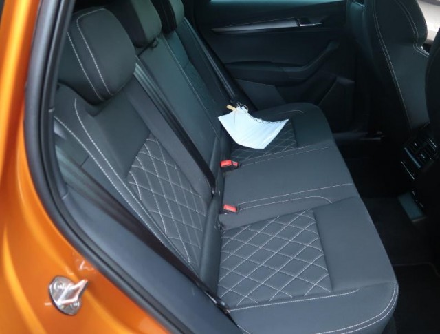 Škoda Karoq  1.5 TSI Sportline