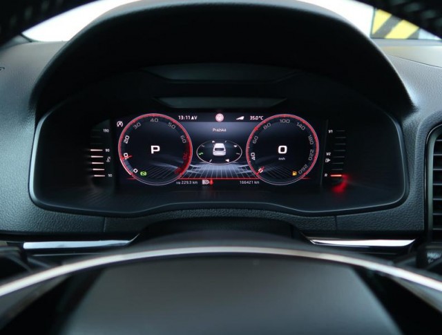 Škoda Karoq  1.5 TSI Sportline