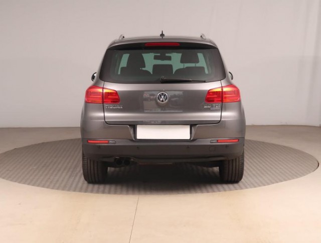 Volkswagen Tiguan  2.0 TDI 