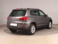 Volkswagen Tiguan  2.0 TDI 