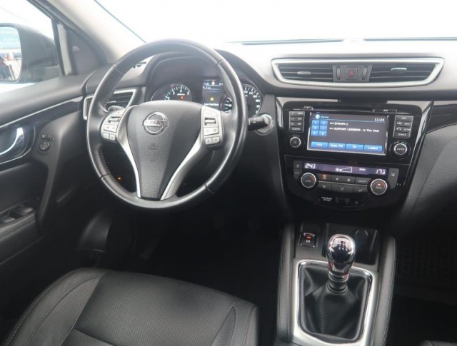 Nissan Qashqai  1.6 DIG-T 