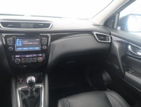 Nissan Qashqai  1.6 DIG-T 