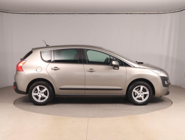 Peugeot 3008  1.6 HDi 