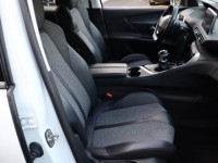 Peugeot 3008  1.5 BlueHDi 