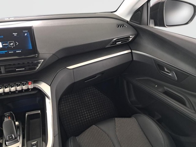 Peugeot 3008  1.2 PureTech 