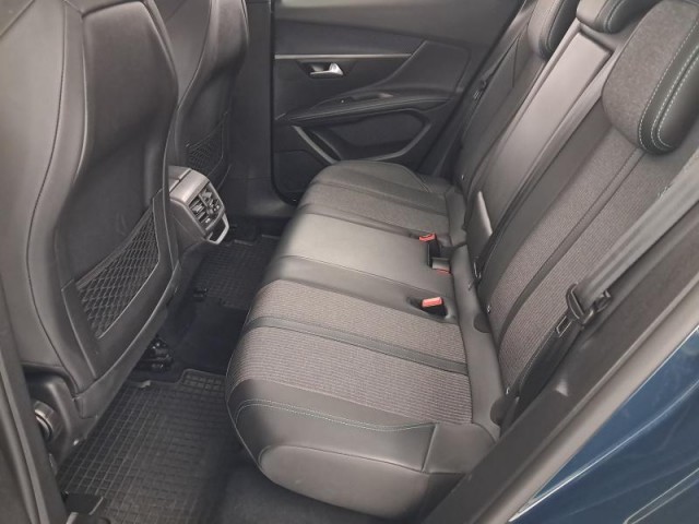 Peugeot 3008  1.2 PureTech 