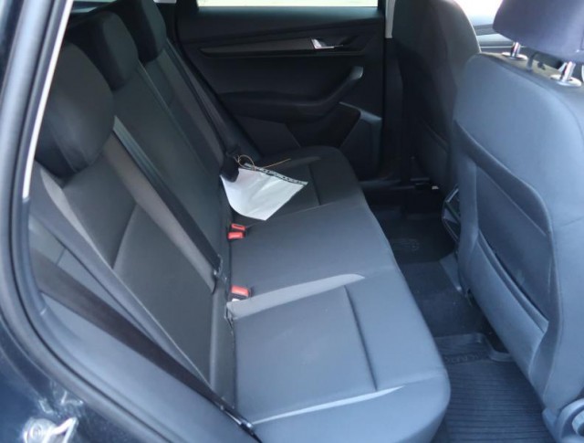 Škoda Karoq  1.5 TSI Ambition