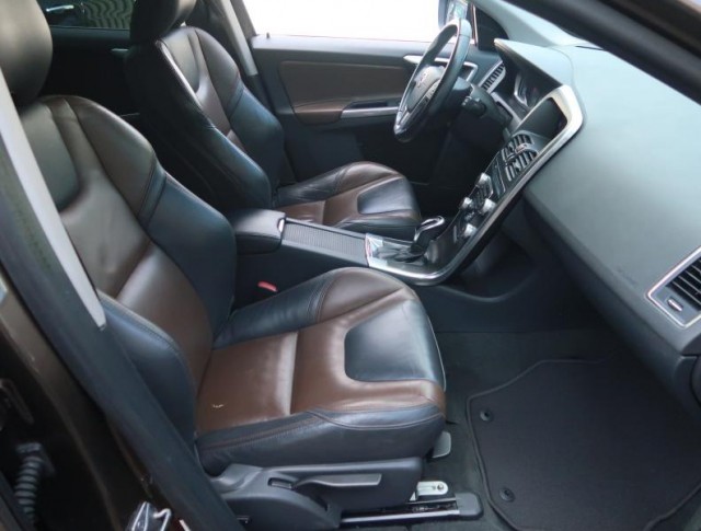 Volvo XC60  D4 