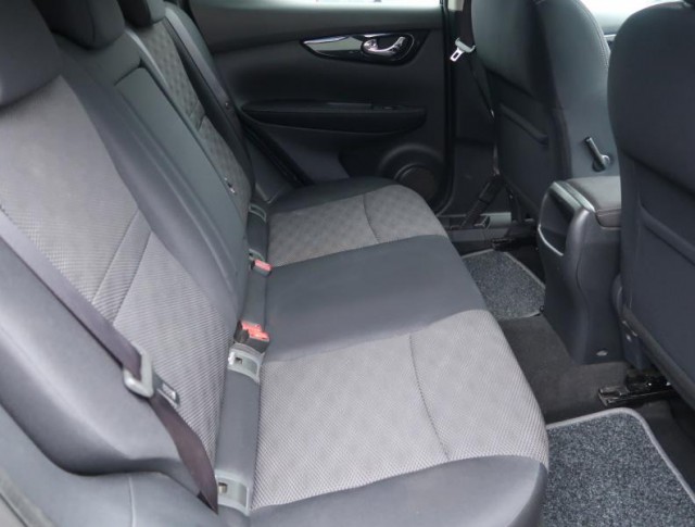 Nissan Qashqai  1.2 DIG-T 