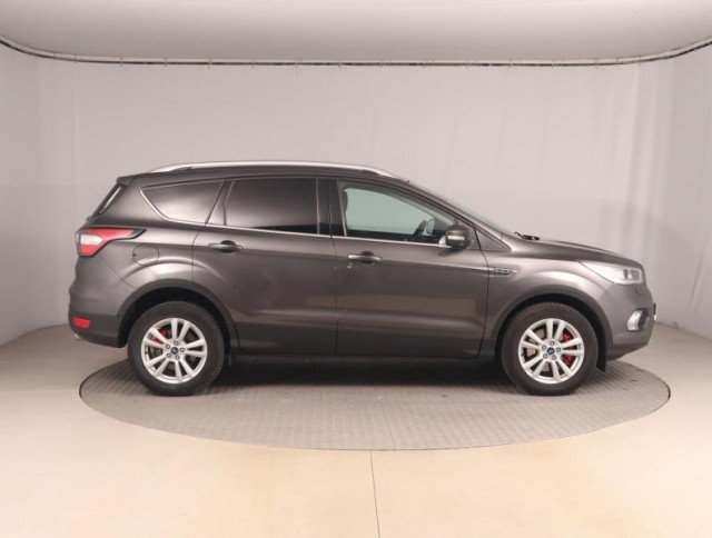 Ford Kuga  1.5 TDCi Titanium