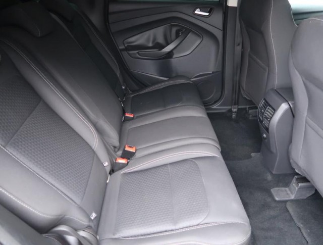 Ford Kuga  1.5 TDCi Titanium