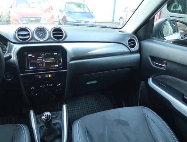 Suzuki Vitara  1.6 VVT 
