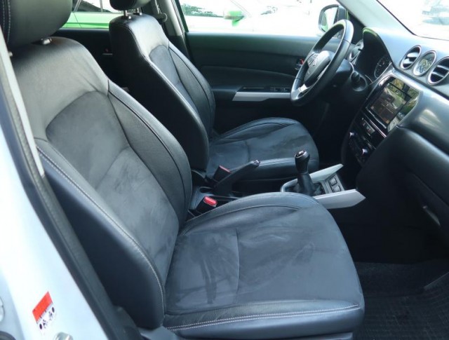 Suzuki Vitara  1.6 VVT 