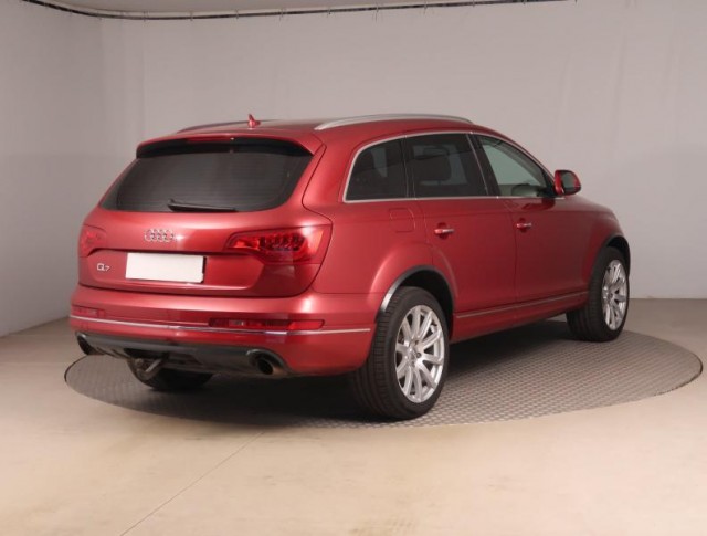 Audi Q7  3.0 TDI 