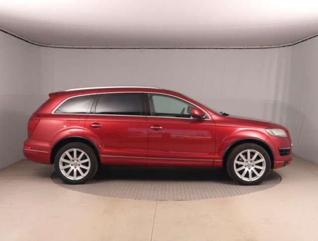 Audi Q7  3.0 TDI 
