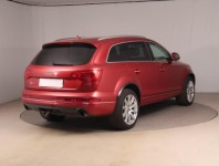 Audi Q7  3.0 TDI 