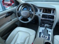 Audi Q7  3.0 TDI 