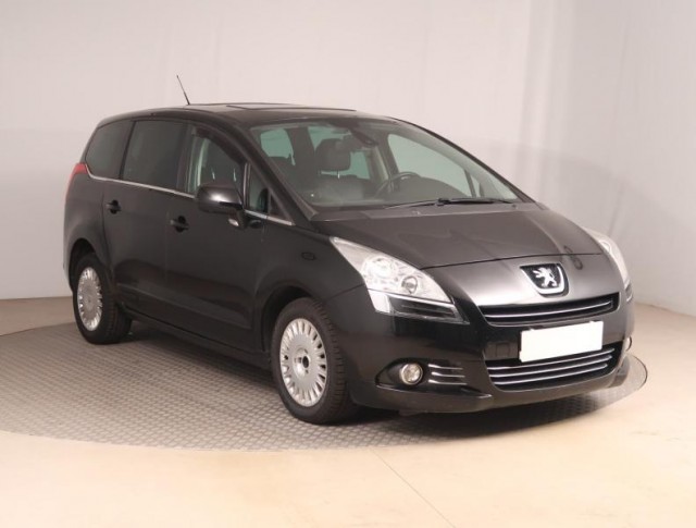 Peugeot 5008  1.6 HDi 