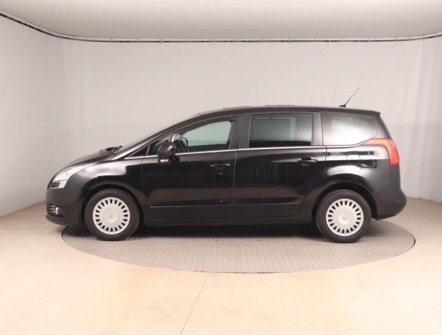 Peugeot 5008  1.6 HDi 