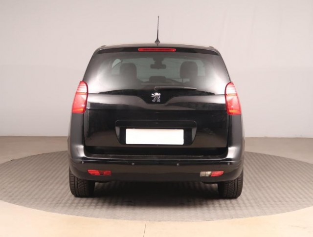 Peugeot 5008  1.6 HDi 