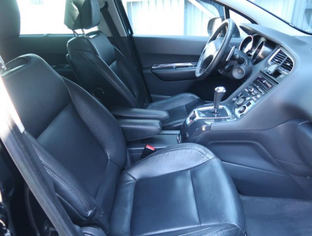 Peugeot 5008  1.6 HDi 