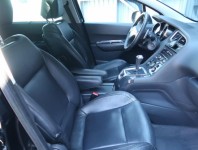 Peugeot 5008  1.6 HDi 
