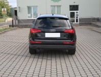 Audi Q5  2.0 TDI S line