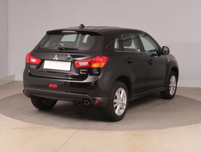 Mitsubishi ASX  1.6 MIVEC 