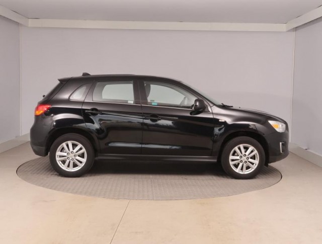 Mitsubishi ASX  1.6 MIVEC 