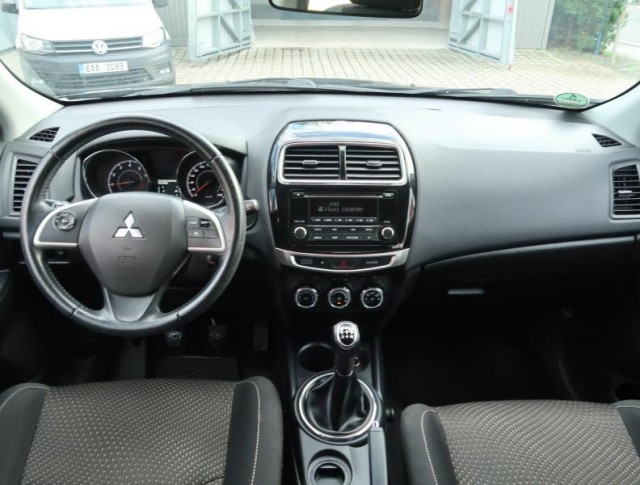 Mitsubishi ASX  1.6 MIVEC 