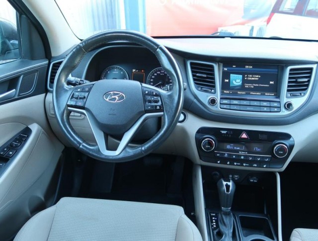 Hyundai Tucson  2.0 CRDi 